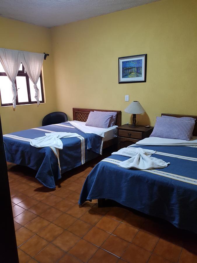 Hotel Nuevo Cupatitzio Uruapan  Экстерьер фото