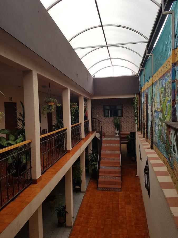 Hotel Nuevo Cupatitzio Uruapan  Экстерьер фото