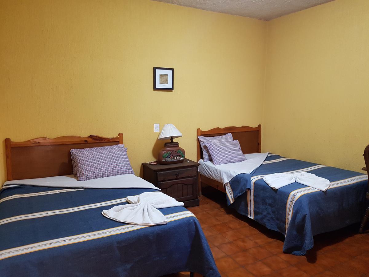Hotel Nuevo Cupatitzio Uruapan  Экстерьер фото