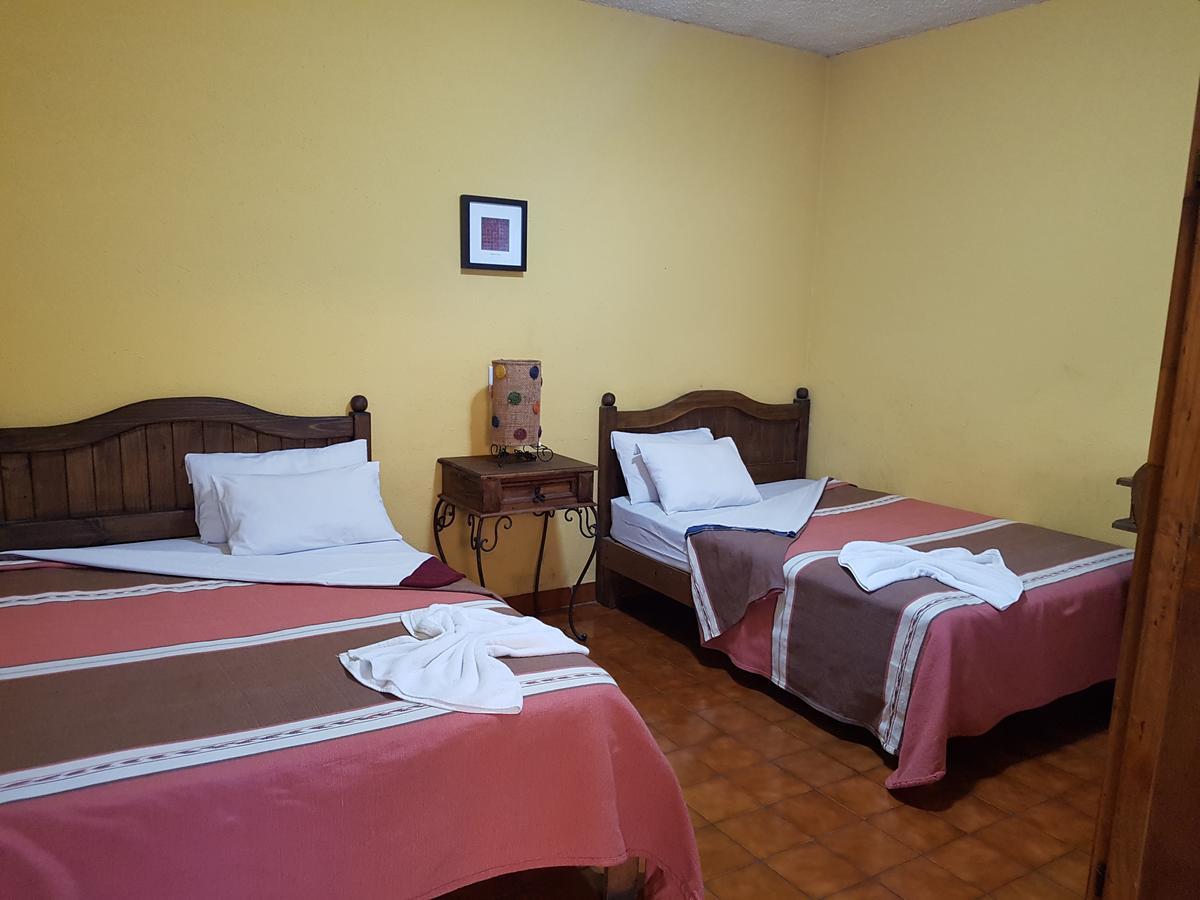 Hotel Nuevo Cupatitzio Uruapan  Экстерьер фото