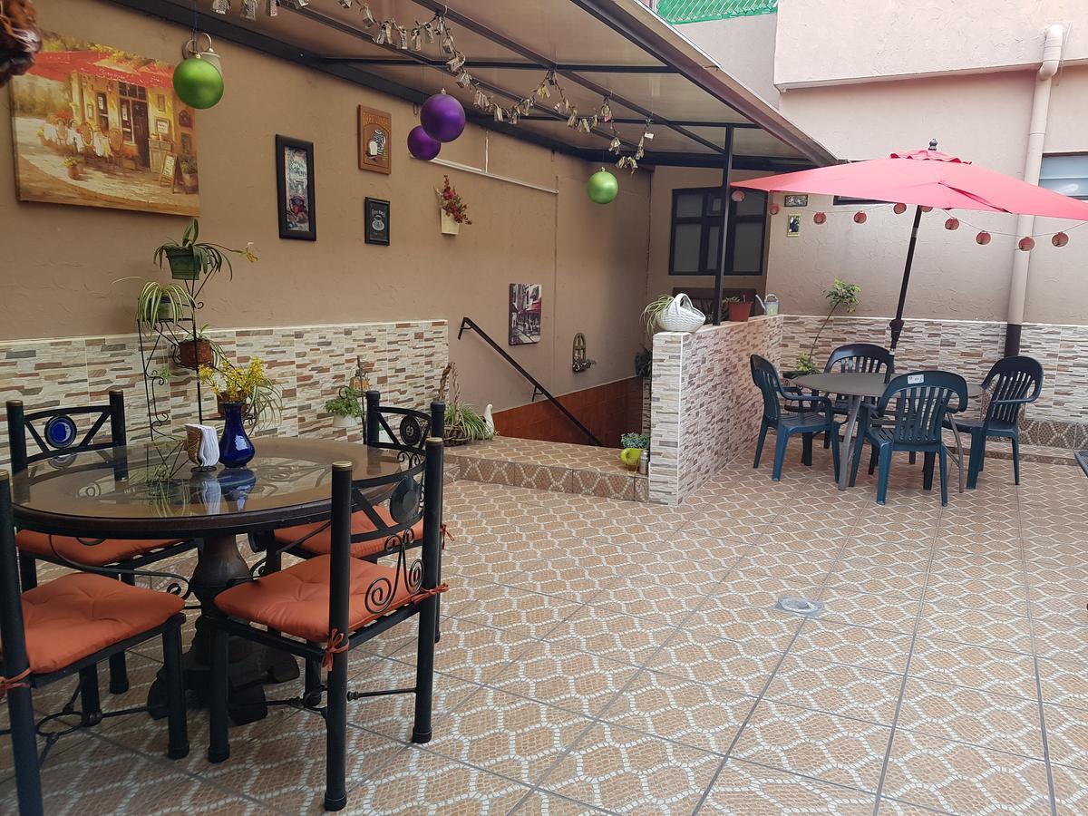 Hotel Nuevo Cupatitzio Uruapan  Экстерьер фото
