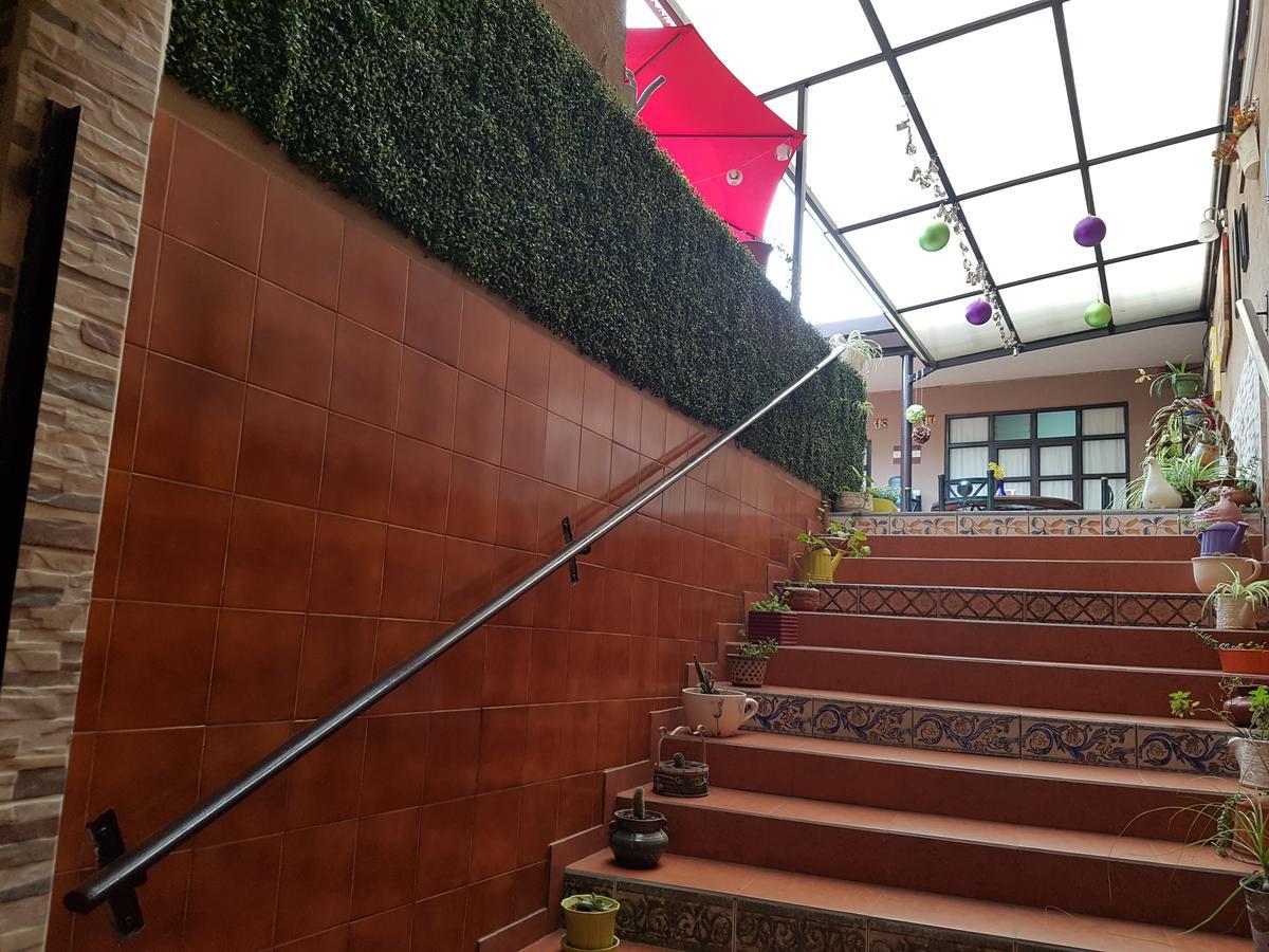 Hotel Nuevo Cupatitzio Uruapan  Экстерьер фото